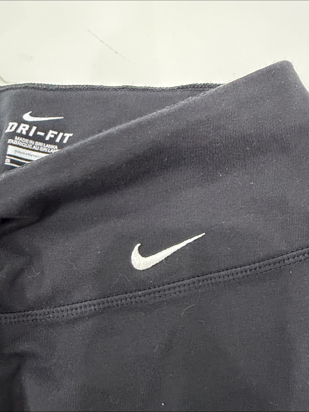Nike size small Black Cropped Performance Leggings with White Swoosh @@@ - Picture 3 of 4